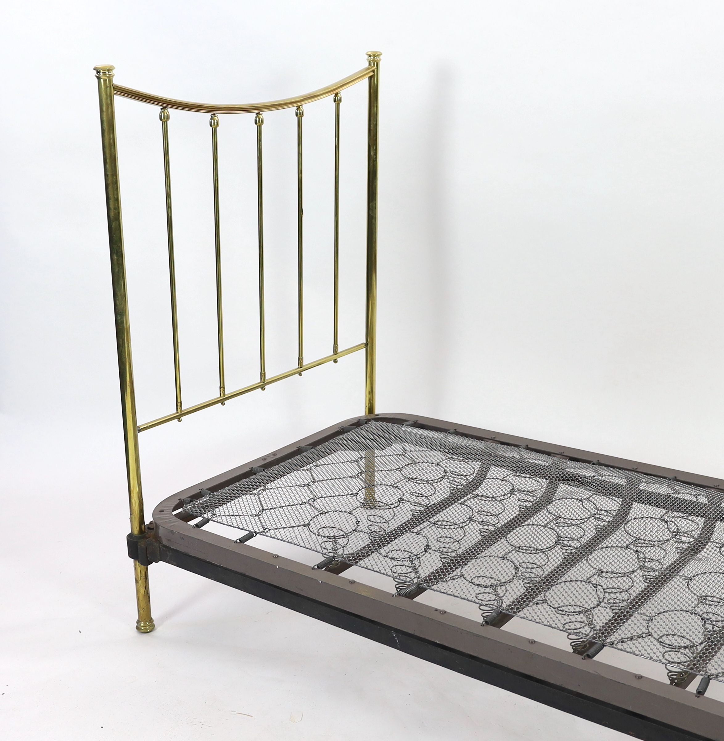 An Edwardian brass single bed frame, width 90cm